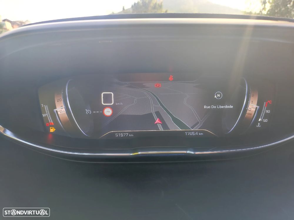 Peugeot 3008 1.5 BlueHDi GT Line - 6