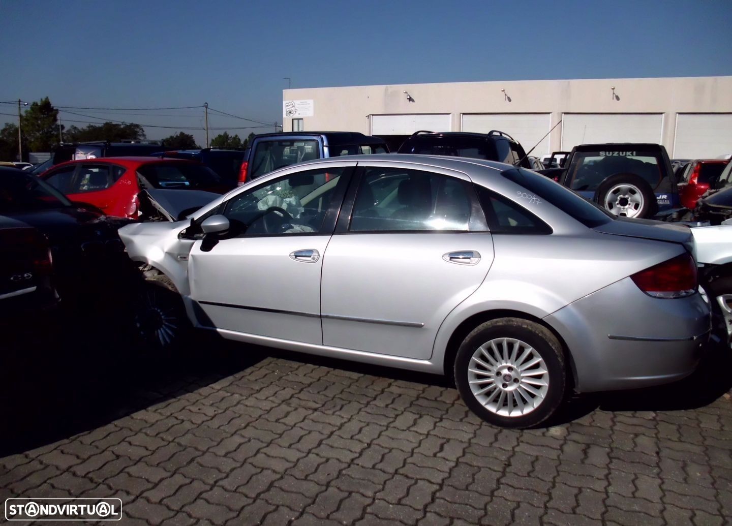 Peças Fiat Linea - 1