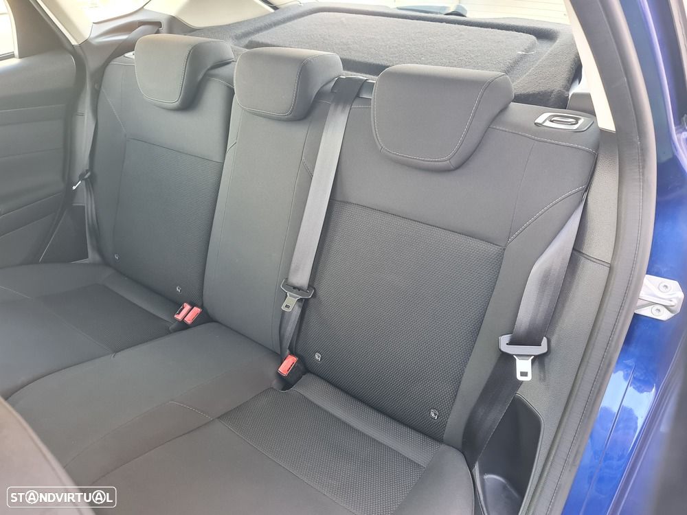 Ford Focus 1.0 SCTi Titanium - 13