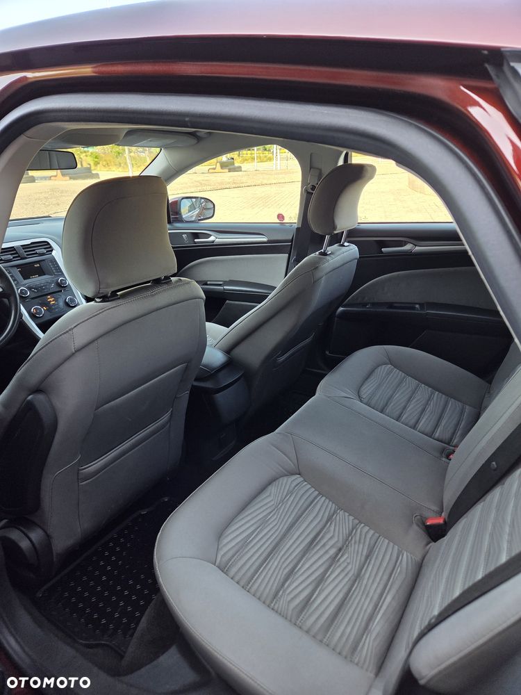 Ford Fusion - 3
