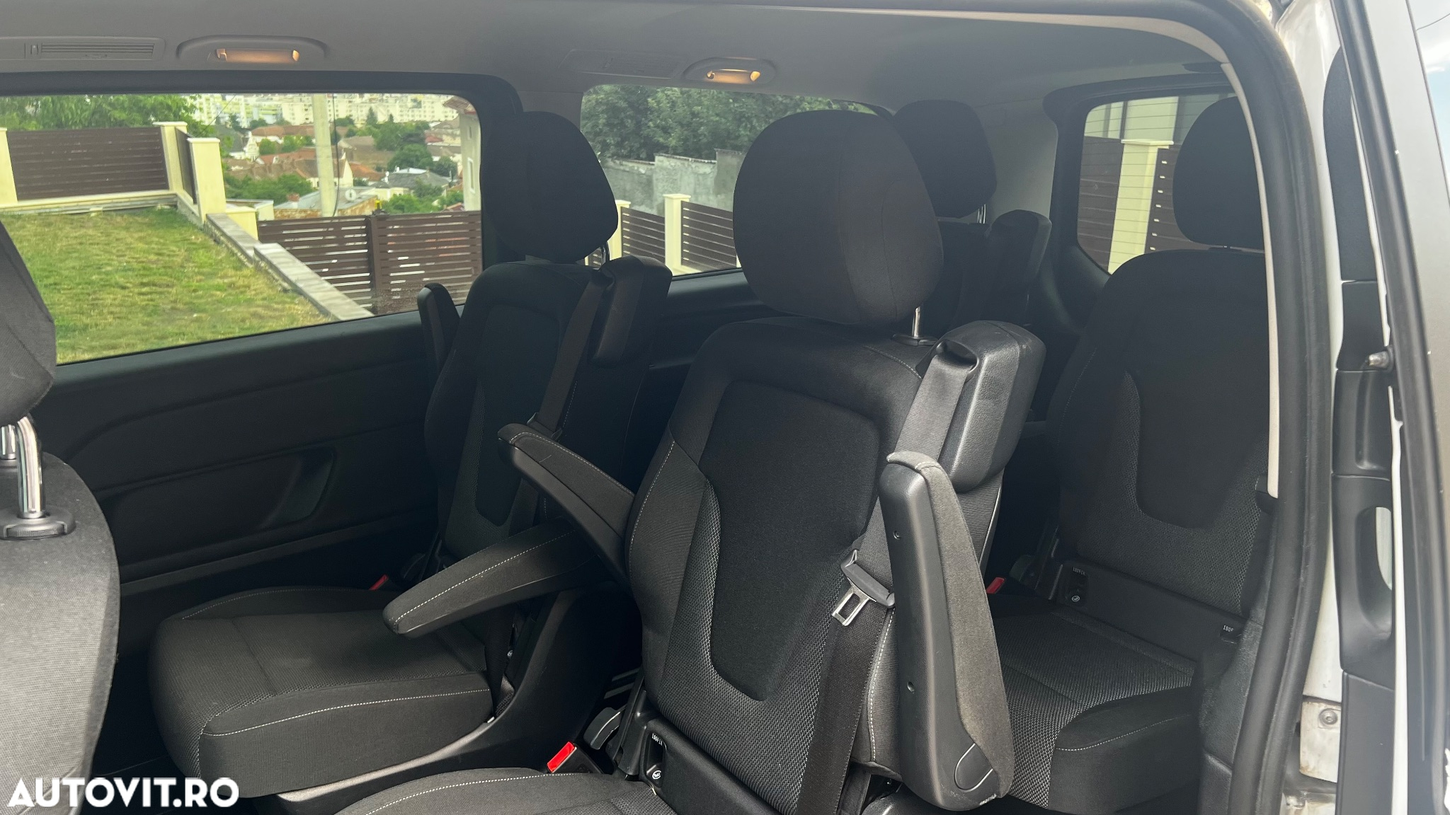Mercedes-Benz V 220 (BlueTEC) d lang 7G-TRONIC Avantgarde Edition - 16