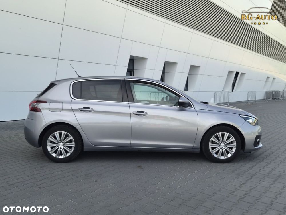 Peugeot 308 - 5