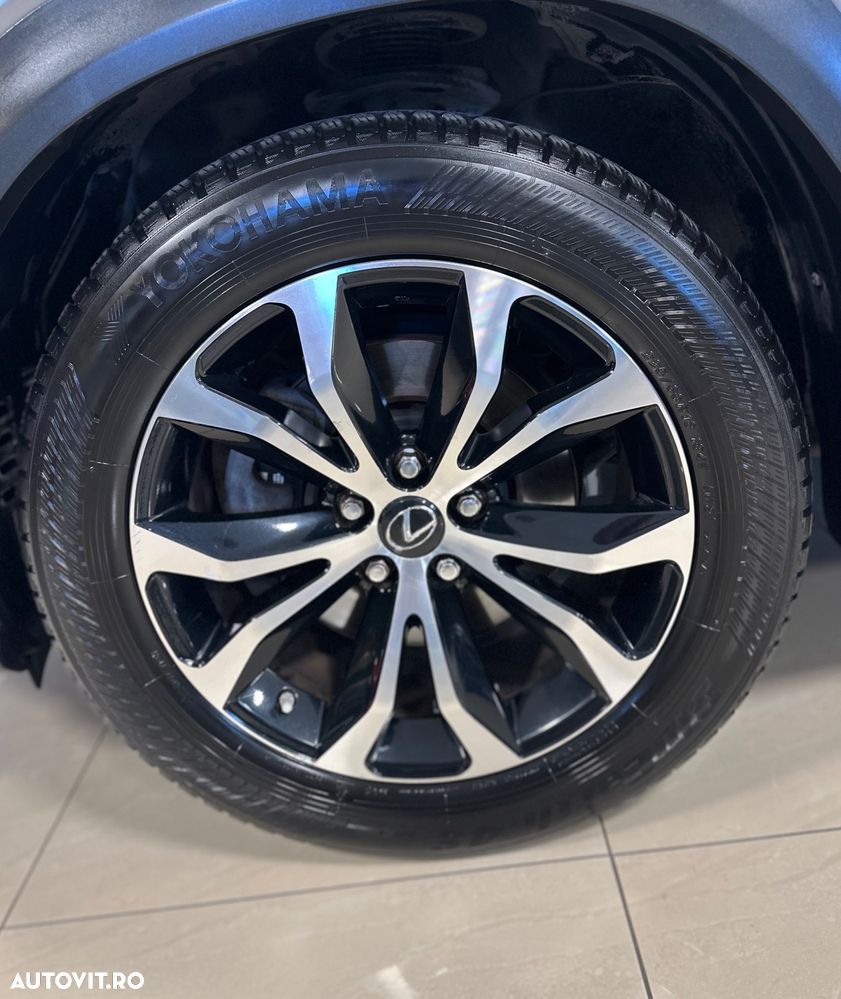 Lexus Seria NX 300h AWD F Sport - 8