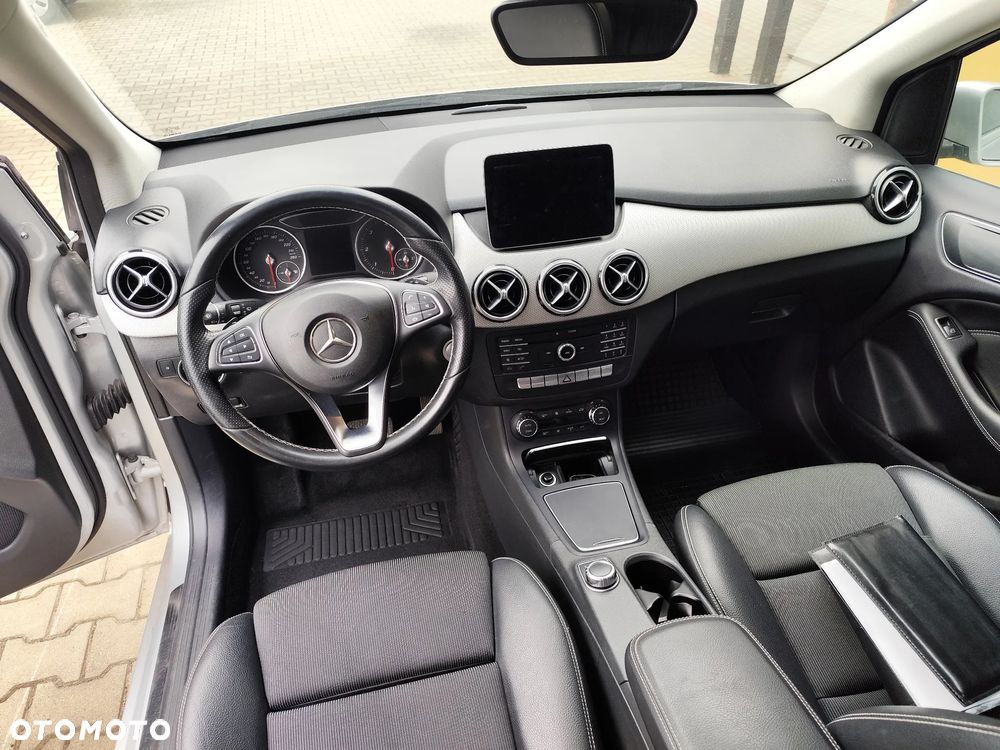 Mercedes-Benz Klasa B 180 d 7G-DCT Edition - 10