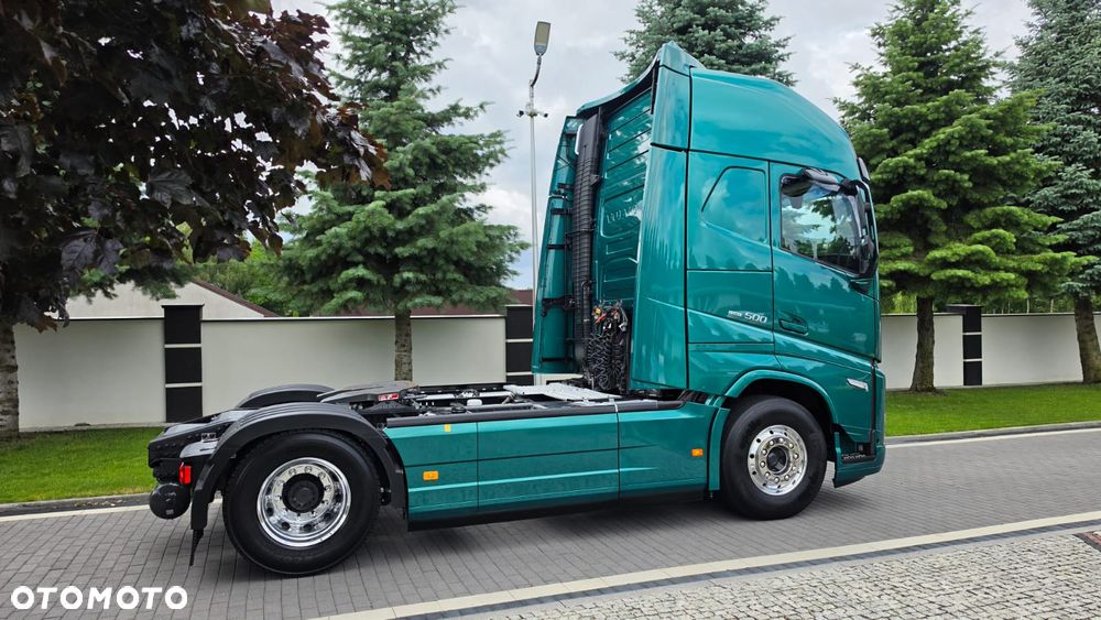 Volvo ///FH500///2023///GLOBETROTTER/// XXL///HYDRAULIKA///FULL LED///VIRTUAL COCPIT///ALUFELGI///KLIMATYZACJA POSTOJOWA///NAWIGACJA///TV///WAGA/// KAMERA///STAN BARDZO DOBRY - 12