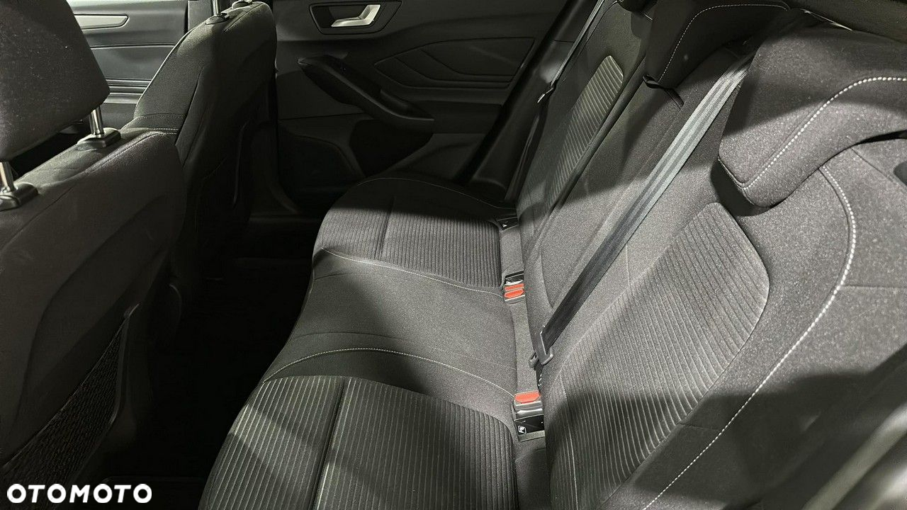 Ford Focus - 16
