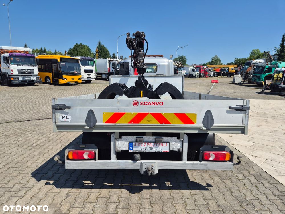Renault D 7.5 180 / SKRZYNIA / HDS FASSI F32 / NISKI PRZEBIEG / BEZWYPADKOWY / OKLEJONY / AUTOMAT / CHWYTAK / SERWISOWANY / UNIKAT / EURO 6 - 7