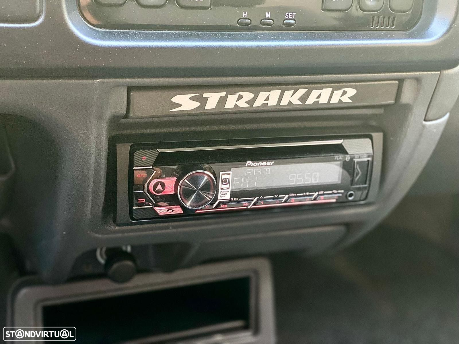 Mitsubishi L200 2.5 TD CD Strakar - 22