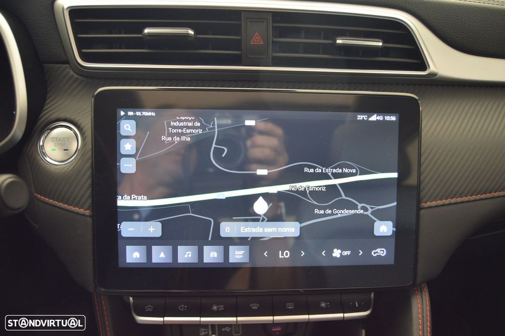 MG ZS EV 72.6 kWh Luxury - 34