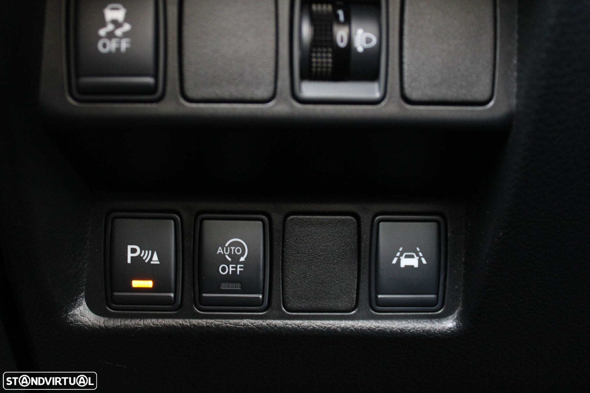 Nissan Qashqai 1.5 dCi N-Connecta 18 RS+PS - 29