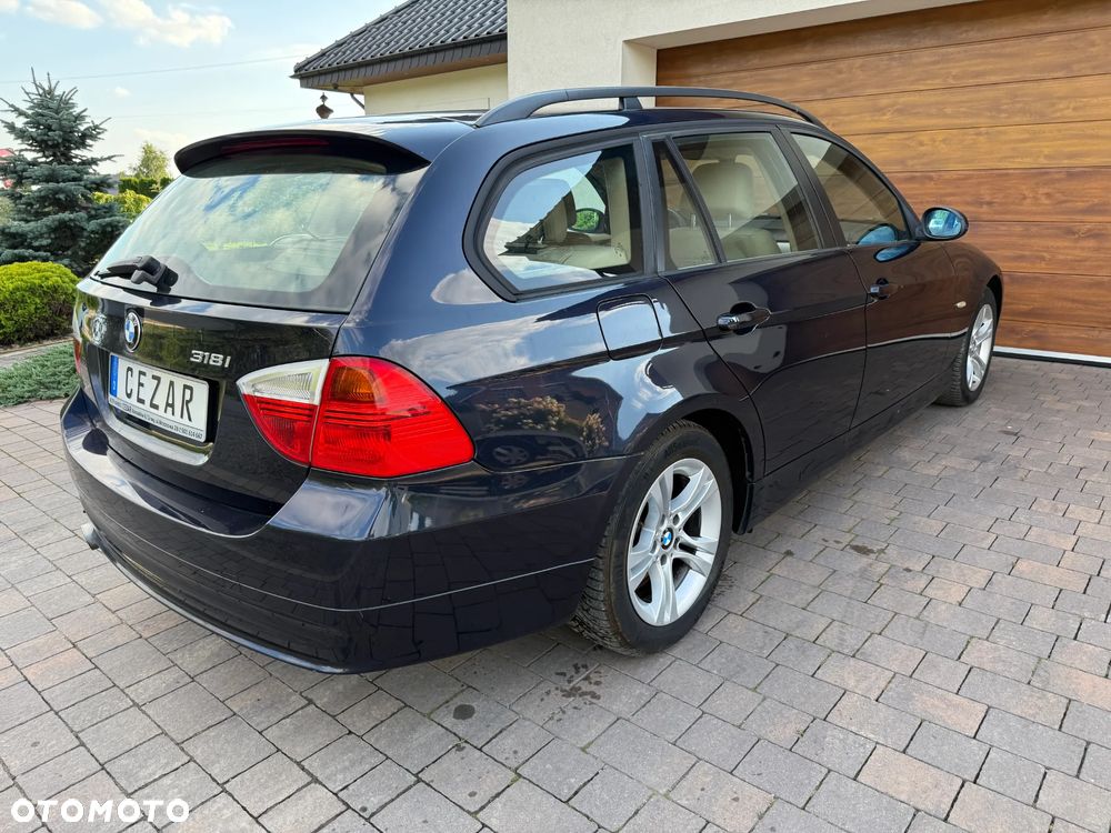 BMW Seria 3 318i Touring Edition Exclusive - 3