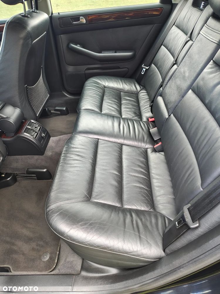 Audi A6 Limousine 2.4 Multitronic - 9