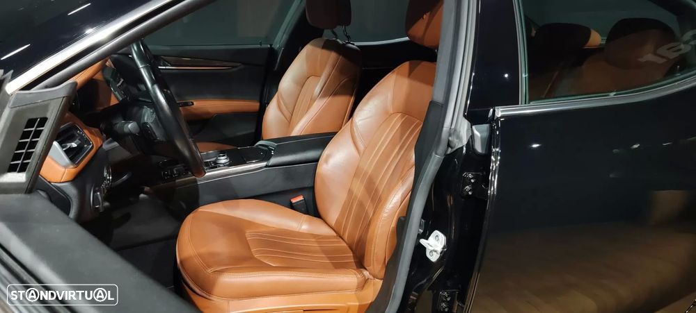 Maserati Ghibli Hybrid GranLusso - 10