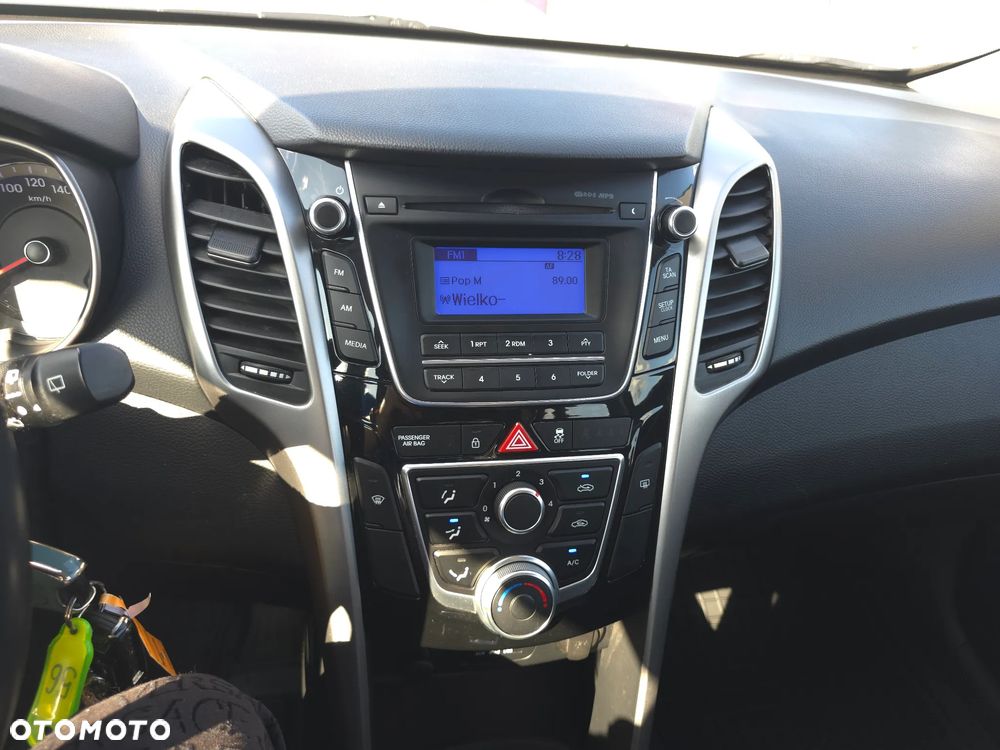 Hyundai i30 blue 1.4 Classic - 22