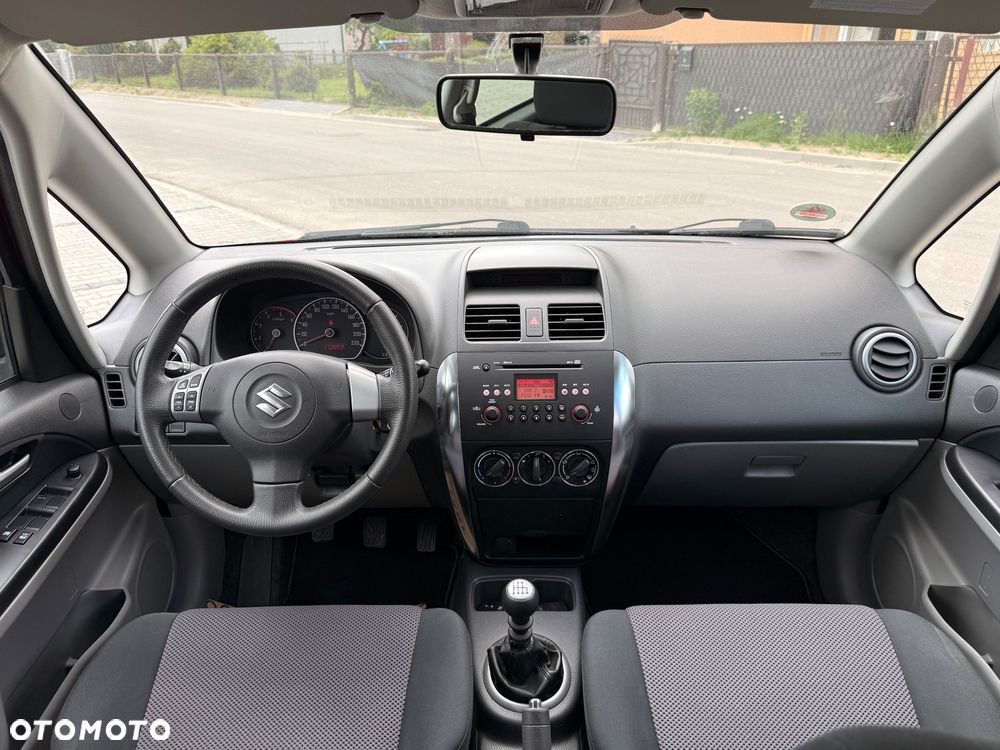 Suzuki SX4 1.9 DDiS 4WD GS / Premium - 24