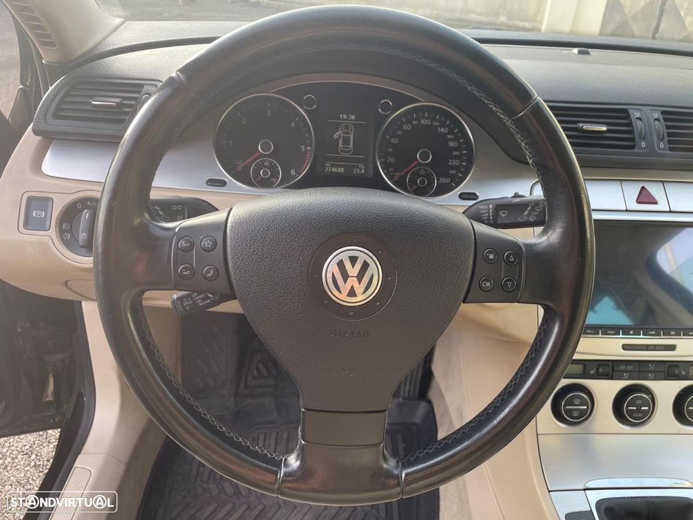 VW Passat Variant 2.0 TDi Confortline - 7
