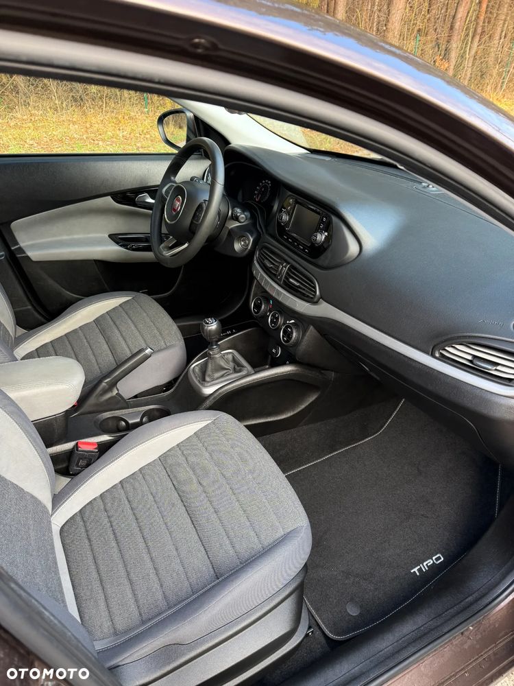 Fiat Tipo 1.4 16V More - 9
