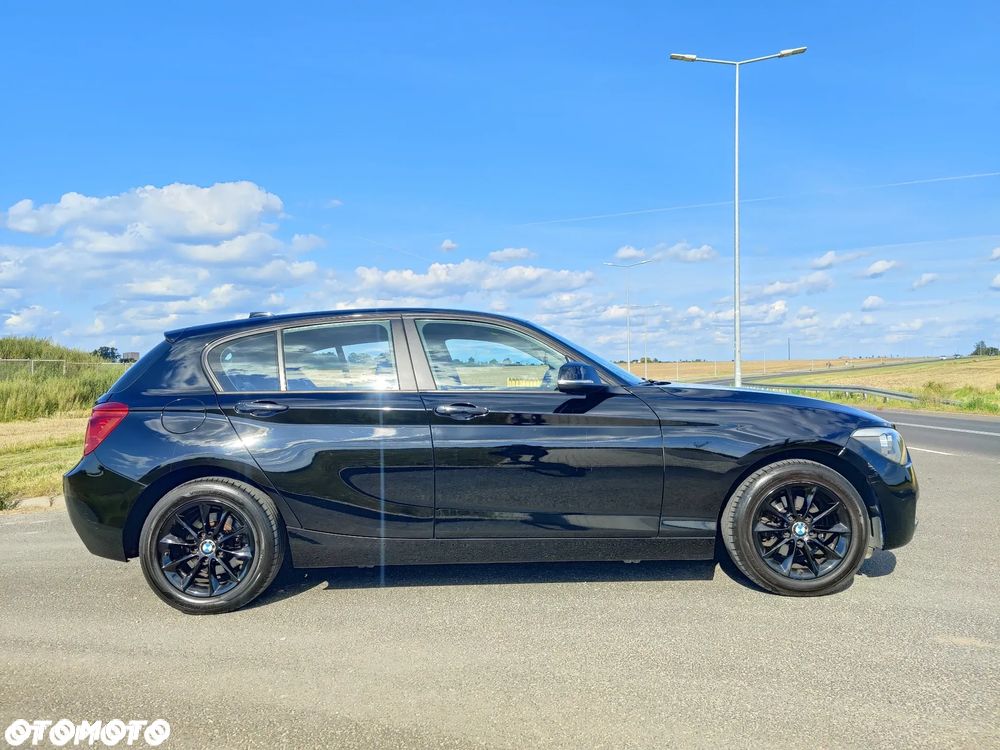 BMW Seria 1 116i - 6