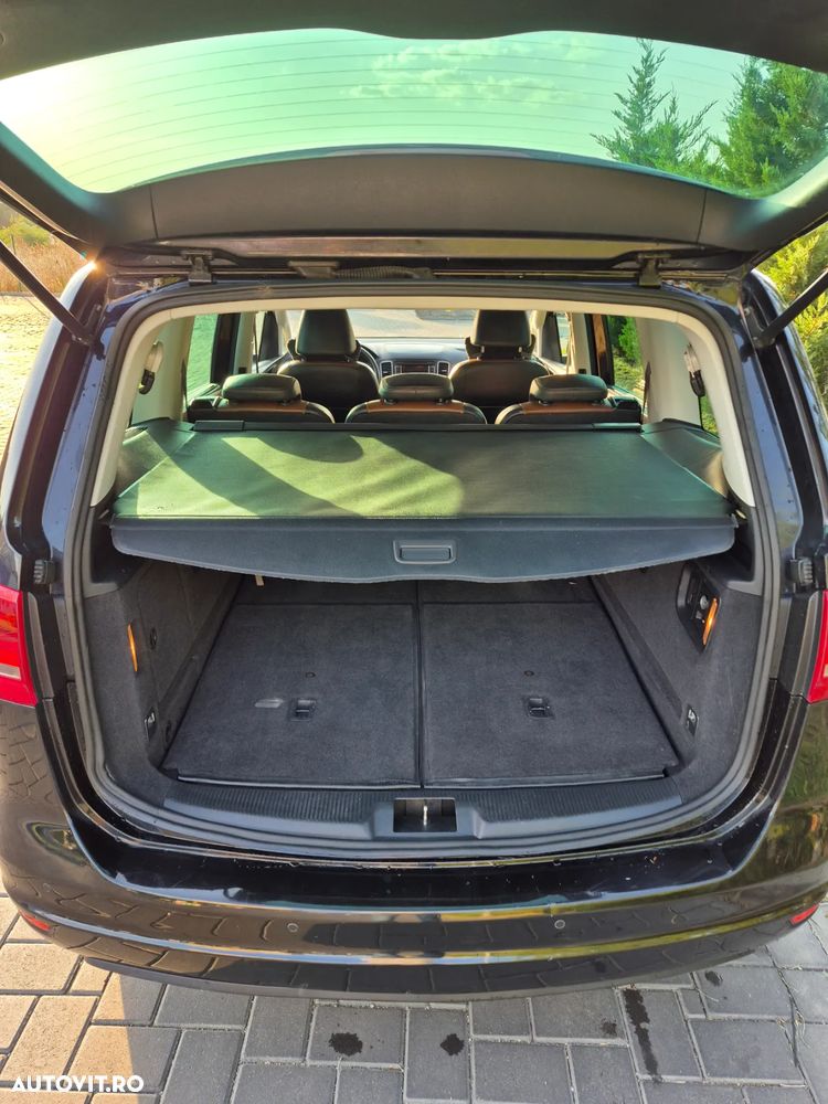 Volkswagen Sharan 2.0 TDI DSG BlueMotion Technology Highline - 4