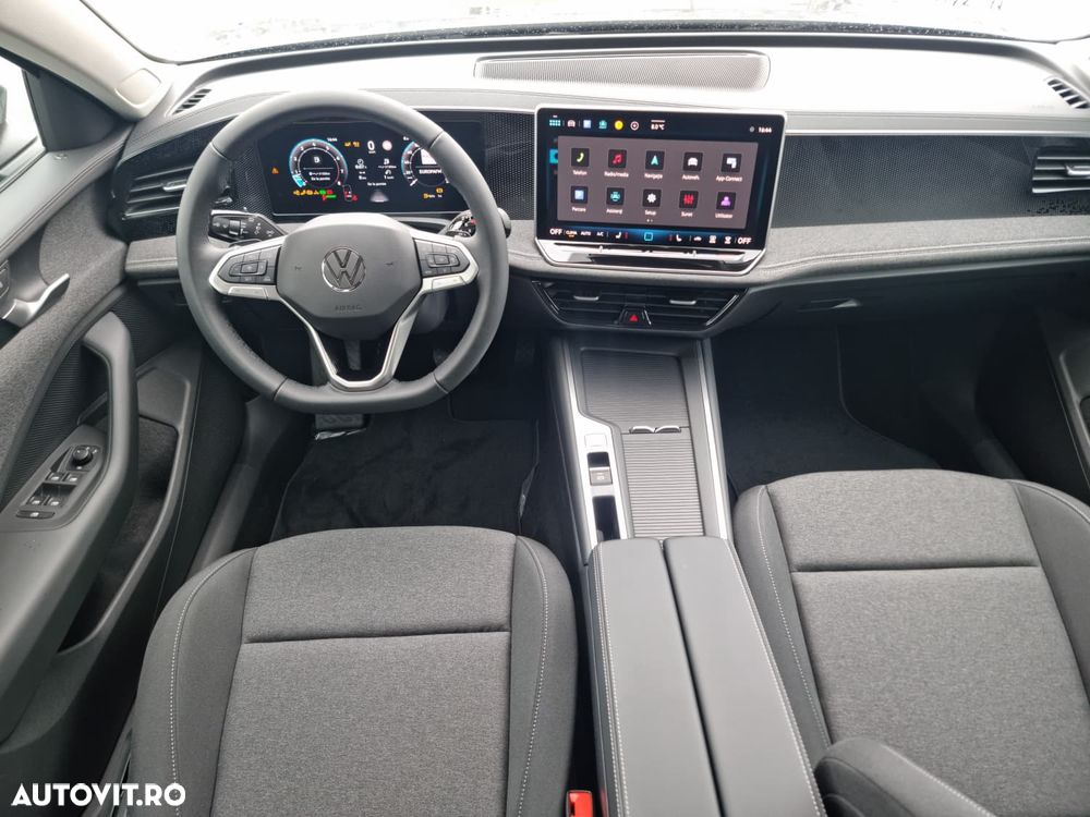 Volkswagen Passat 1.5 e-TSI OPF DSG - 14