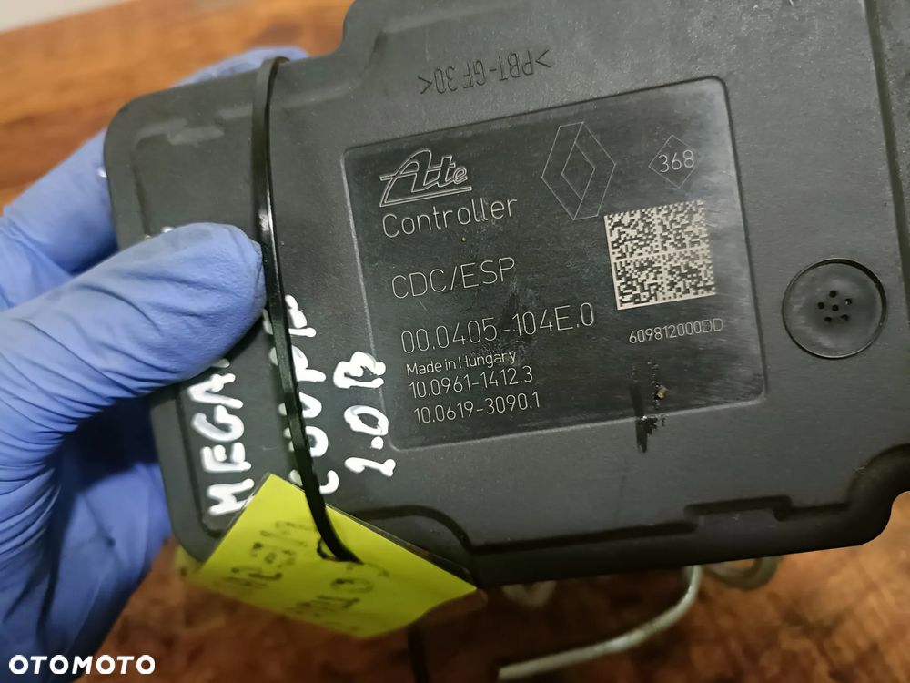 RENAULT MEGANE III COUPE 08-16 2,0 B pompa ABS 476606264R * - 5