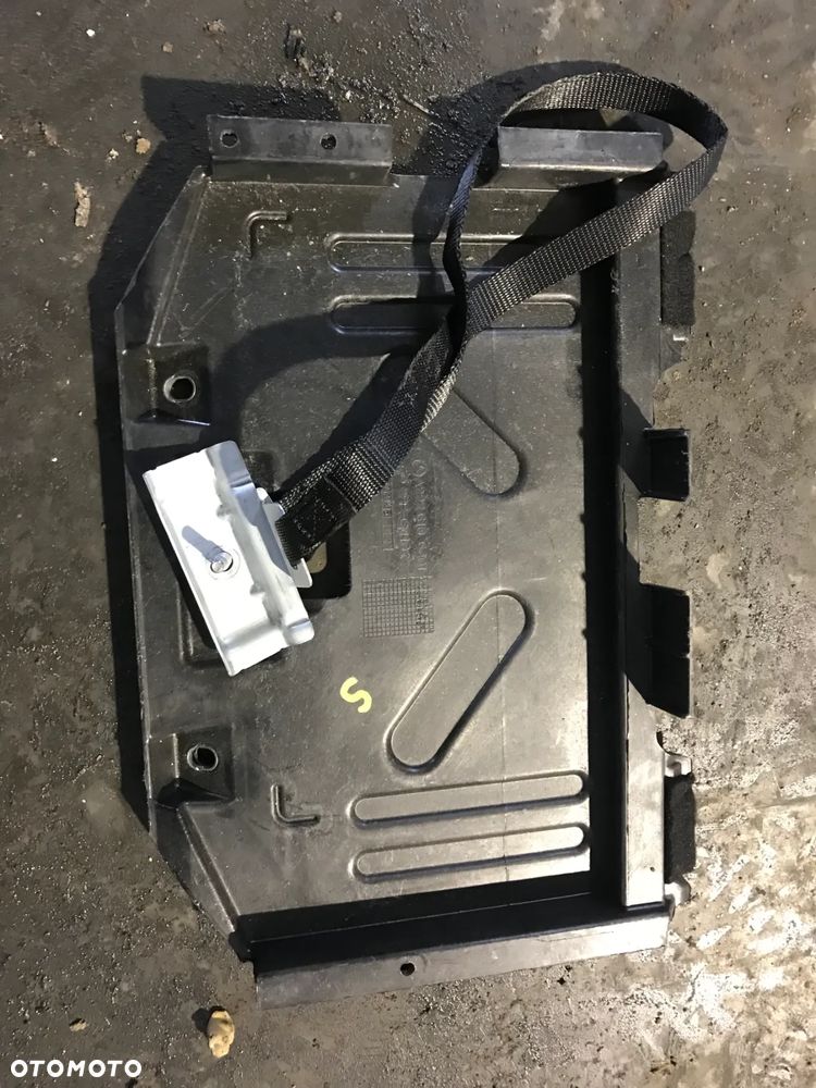 Podstawa akumulatora Mercedes W222