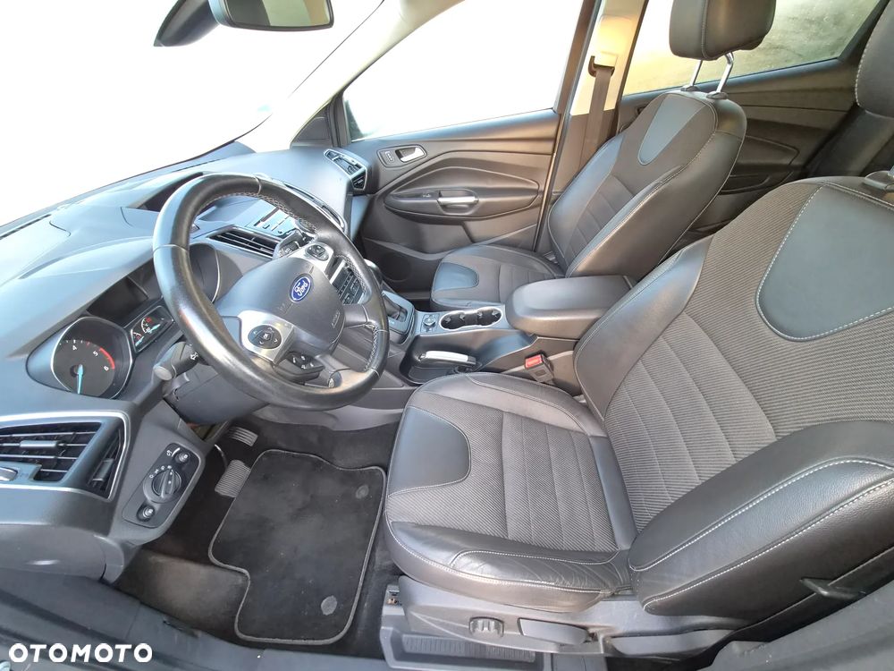 Ford Kuga - 14