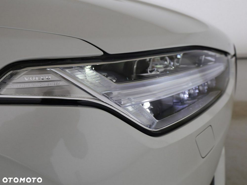 Volvo XC 90 - 15