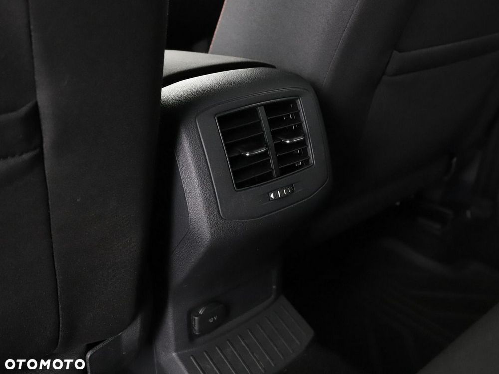 Volkswagen T-Roc 2.0 TDI SCR 4MOTION DSG Sport - 35