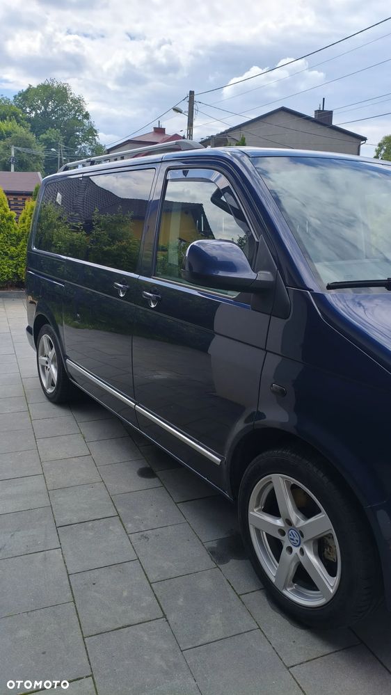 Volkswagen Multivan - 8
