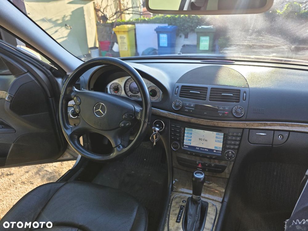 Mercedes-Benz Klasa E 320 CDI 7G-TRONIC Avantgarde BusinessEDITION - 17