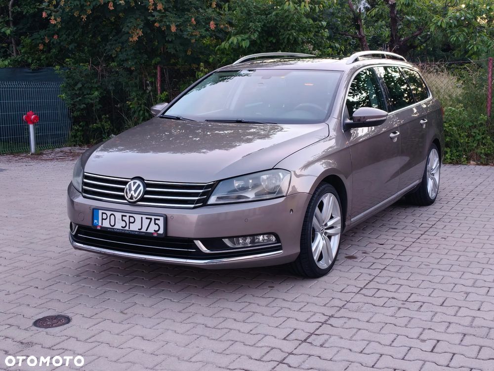 Volkswagen Passat 2.0 TDI DPF Highline DSG - 1