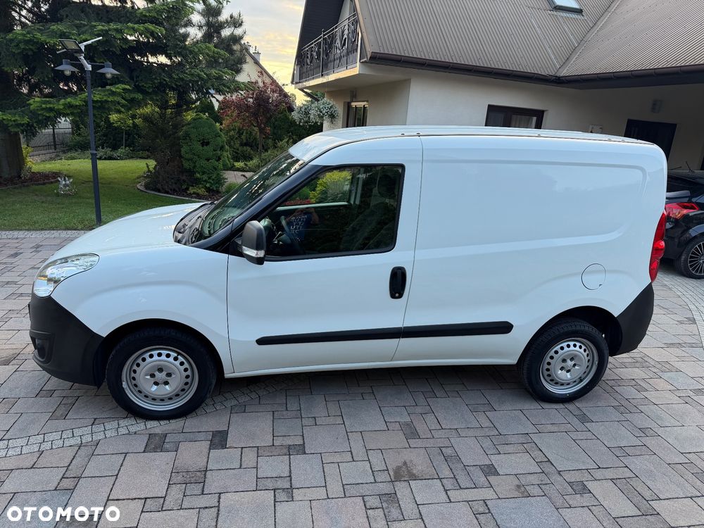 Opel Combo - 8