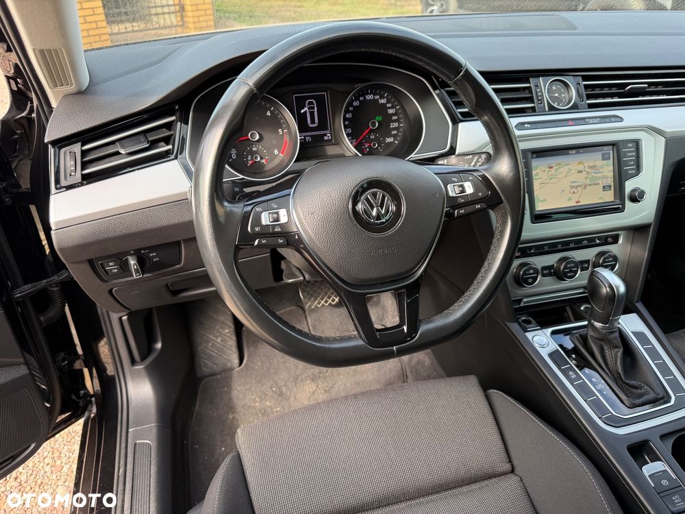Volkswagen Passat 2.0 TDI BMT Comfortline DSG - 11