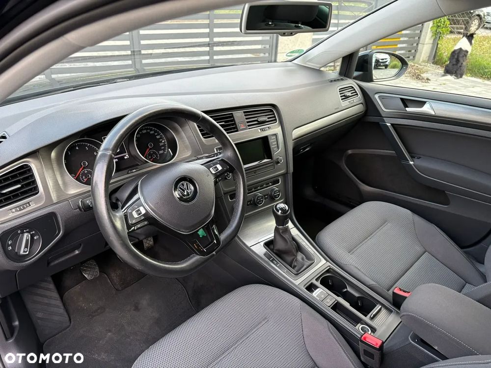 Volkswagen Golf 1.2 TSI BMT Trendline Perfectline - 19