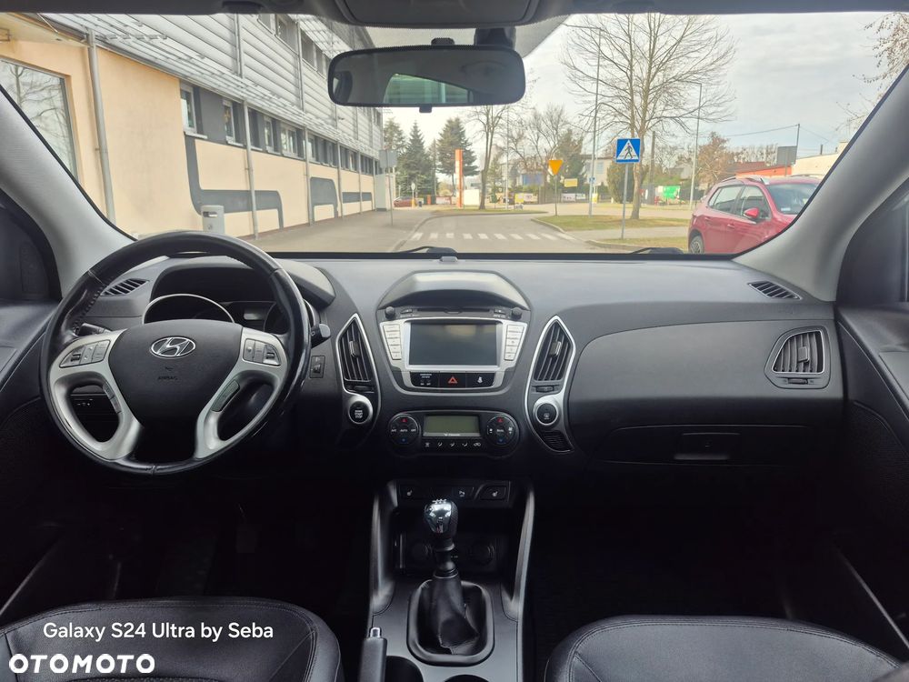 Hyundai ix35 1.7 CRDi Premium 2WD - 23