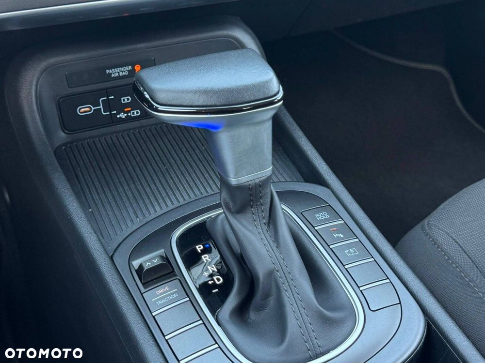 Hyundai Kona 1.0 T-GDI Smart DCT - 17