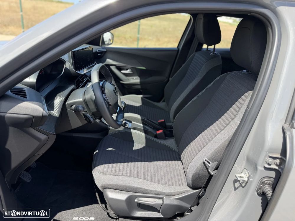 Peugeot 2008 1.2 PureTech Active - 14