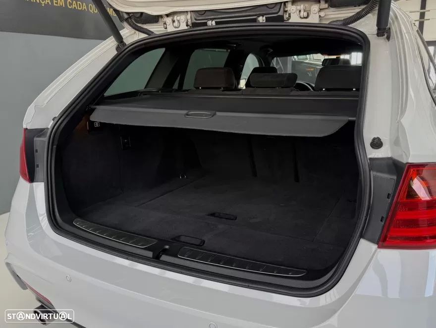 BMW 318 d Auto Pack M - 9