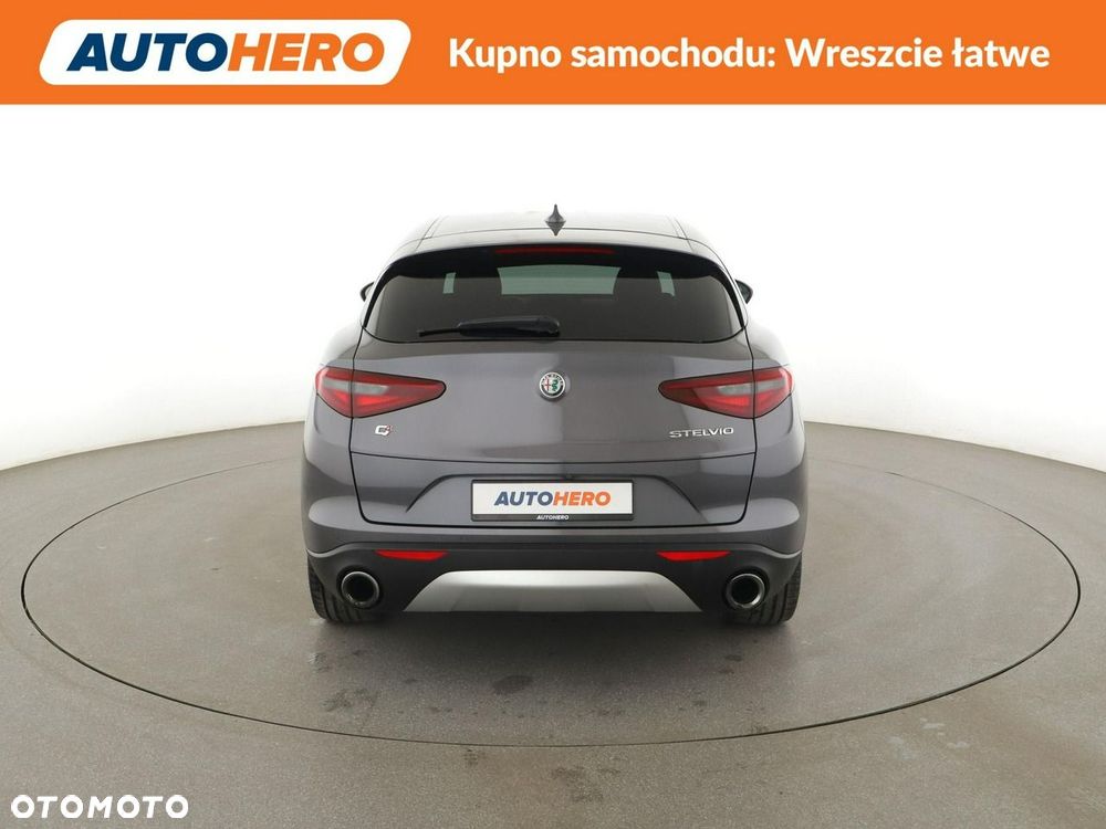 Alfa Romeo Stelvio 2.0 Turbo 16V AT8-Q4 First Edition - 7
