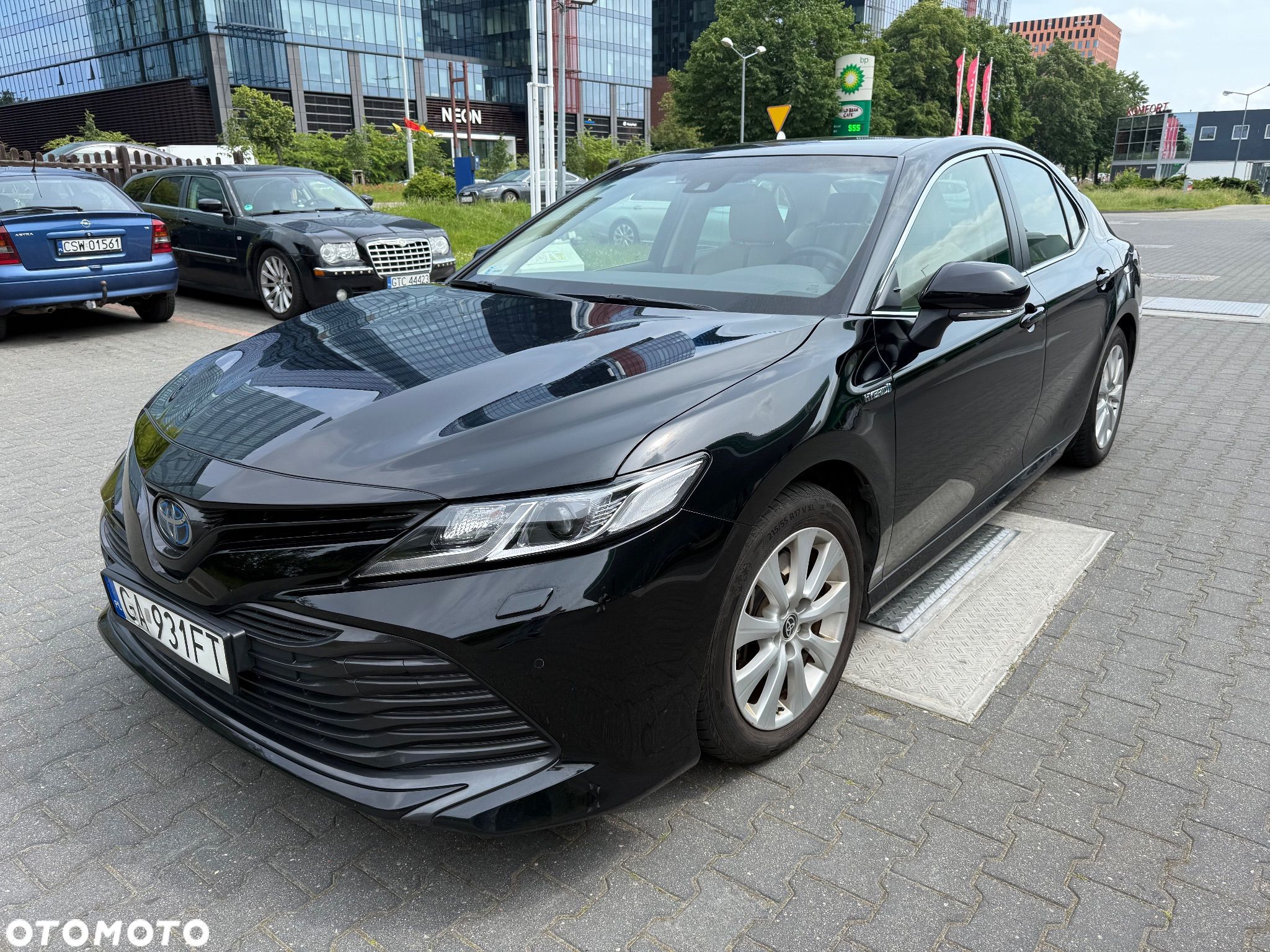 Toyota Camry 2.5 Hybrid Executive CVT - 1