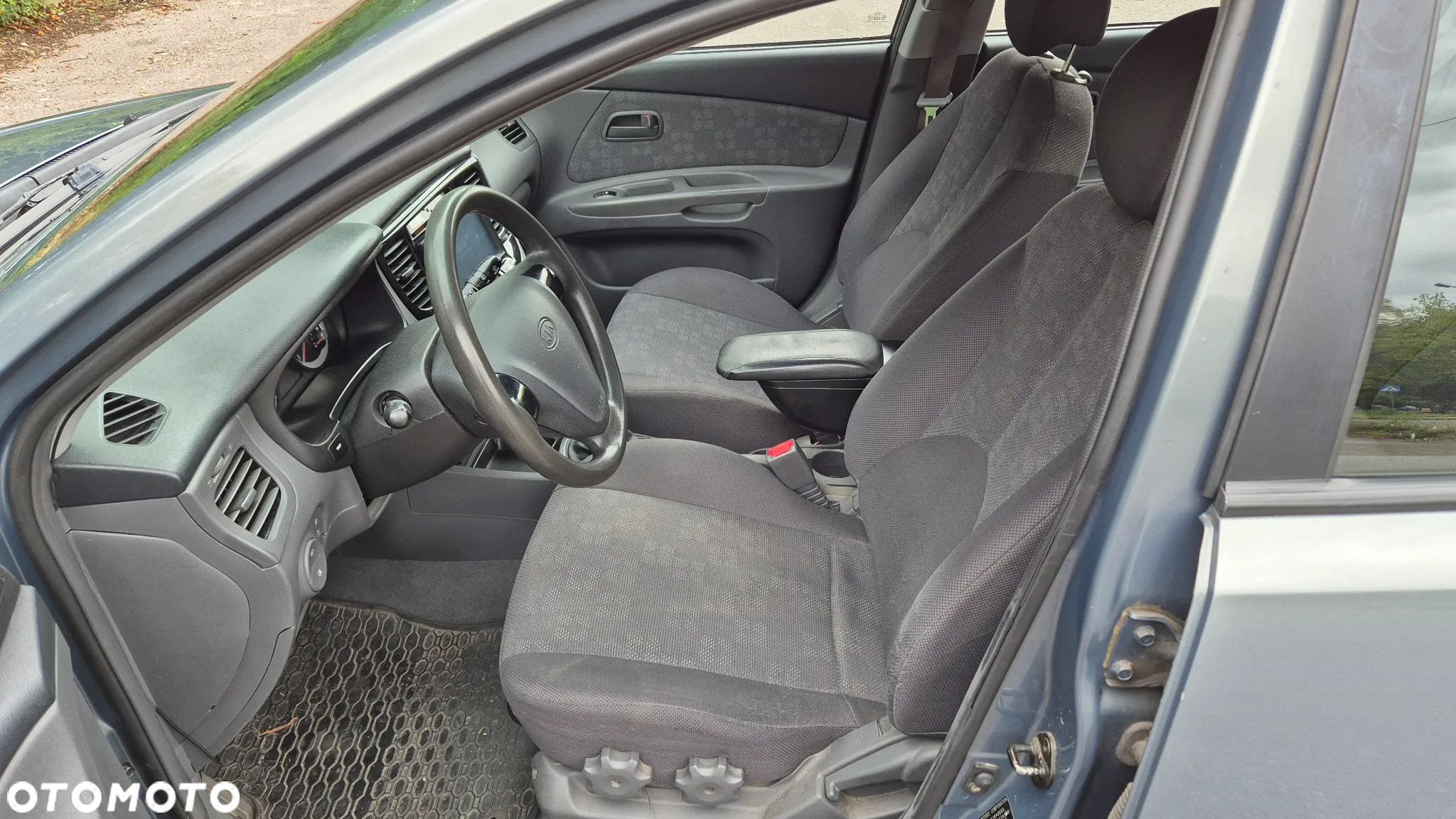 Kia Rio 1.5 CRDi City - 10