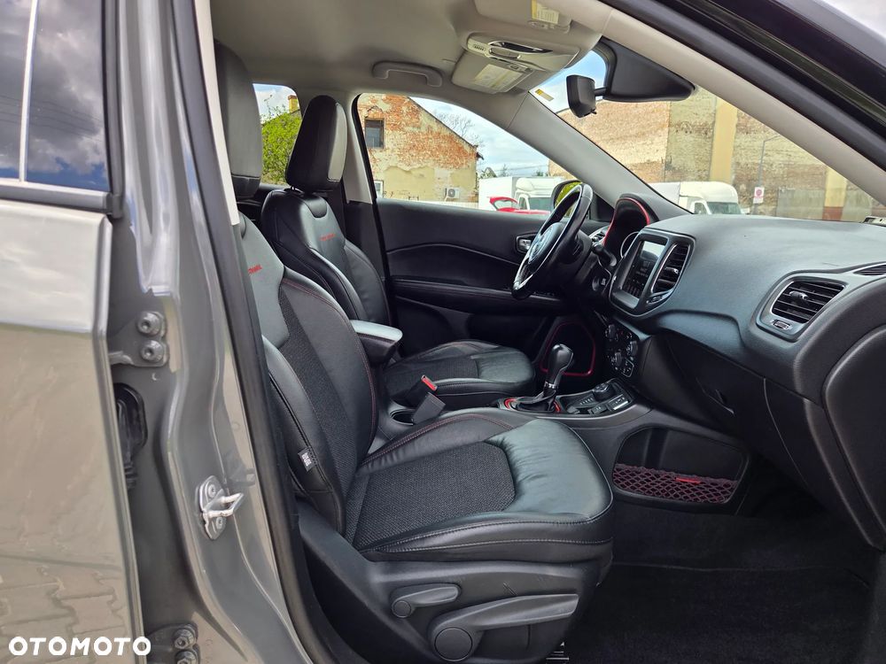 Jeep Compass 2.4I 4x4 Automatik Limited - 9