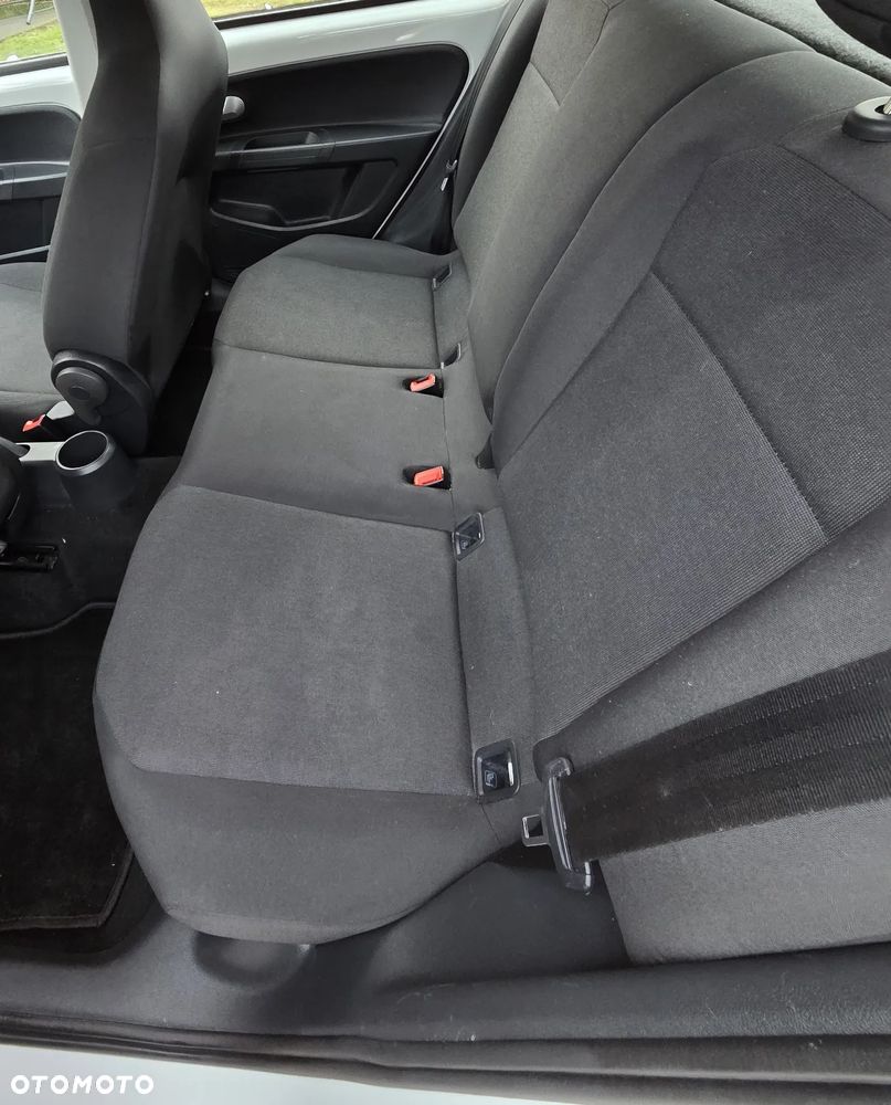 Volkswagen up! white style - 8