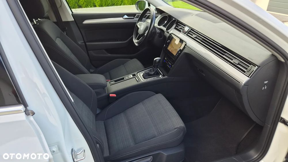Volkswagen Passat Variant 2.0 TDI BMT Highline DSG - 11