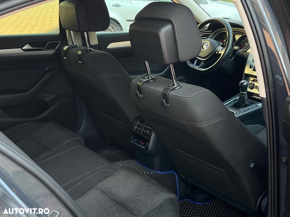 VOLKSWAGEN Passat 2015 — imagine 12