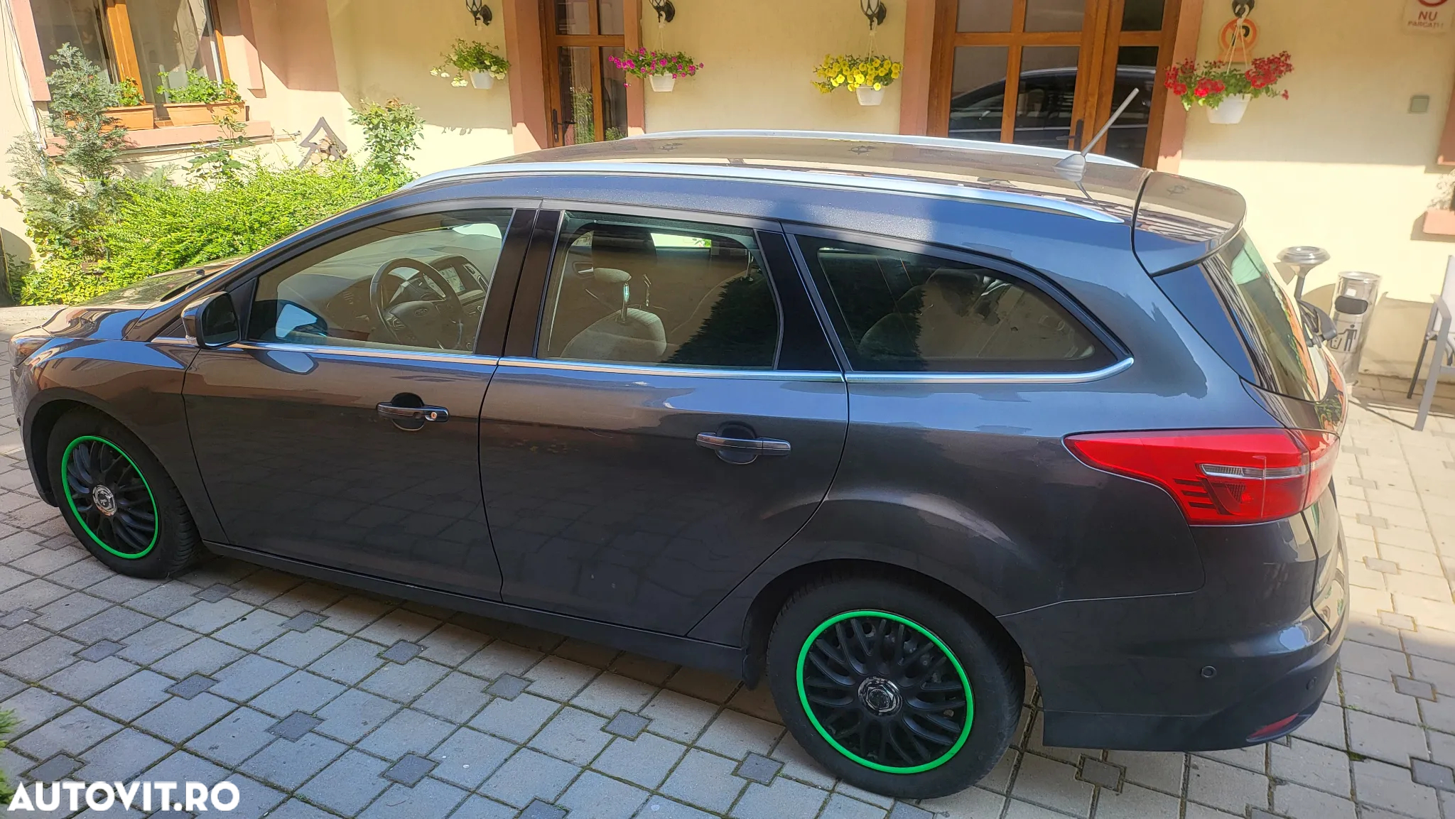 Ford Focus 2.0 TDCi DPF Aut. Titanium - 35