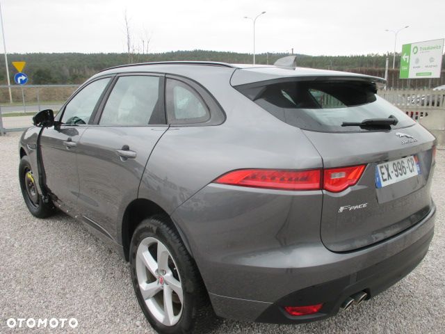 Jaguar F-Pace 20d AWD R-Sport - 6