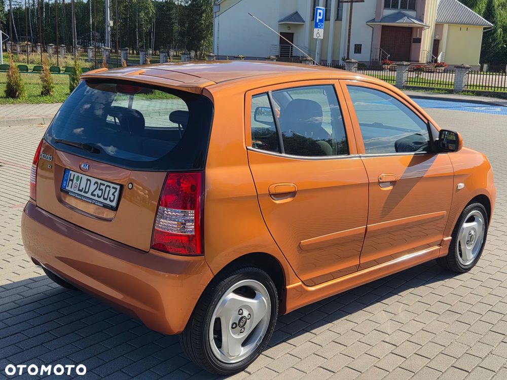 Kia Picanto - 4