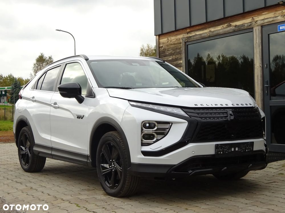 Mitsubishi Eclipse Cross 4WD Select Black - 3
